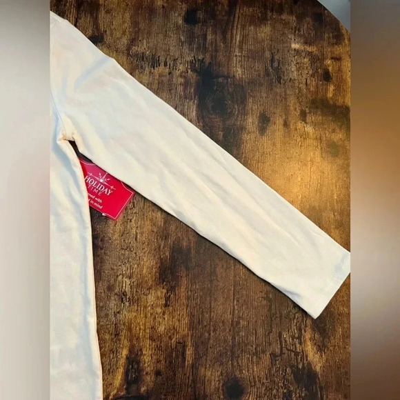 SET: Holiday Time | little girls holiday print tee + mesh skirt. Size: L (10-12) - Picture 5 of 15